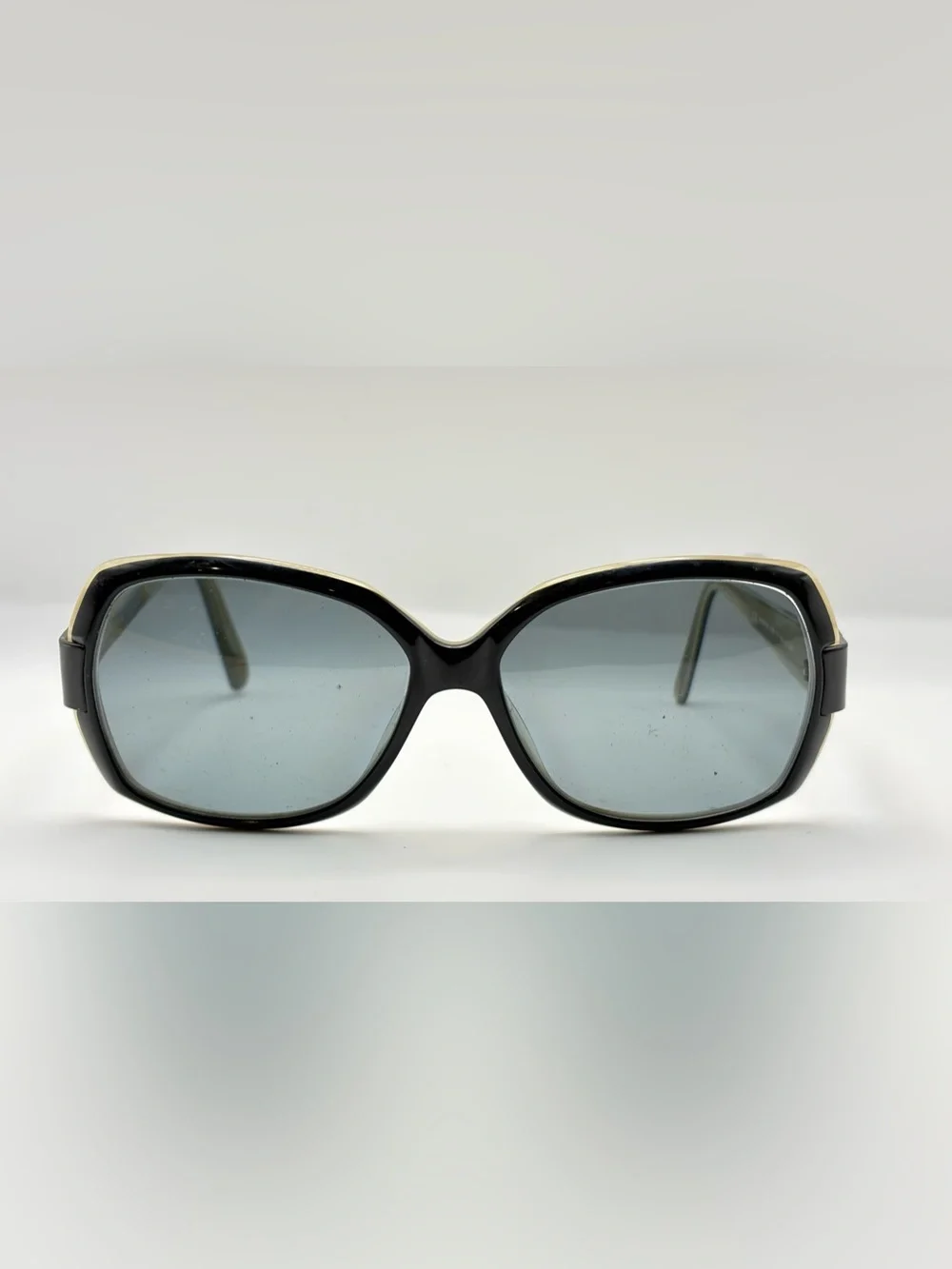 Banana Republic listing pair